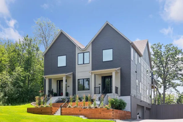 $1,495,000 | 4725 Linden Cove Lane, Savage, MN 55378