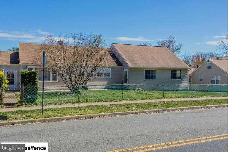 3201 Wayne Road Falls Church, VA 22042 - Photo 12 of 26 Exterior (General)