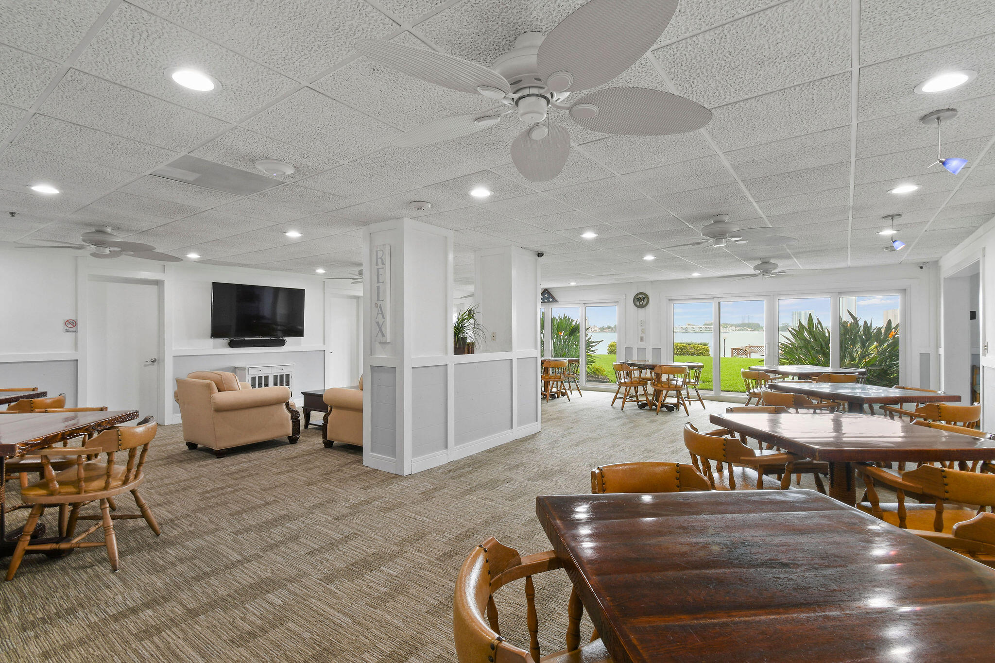 3040 Lake Shore Drive, Unit 305 Riviera Beach, FL 33404 - Photo 23 of 24 LakeHarborCove(8)