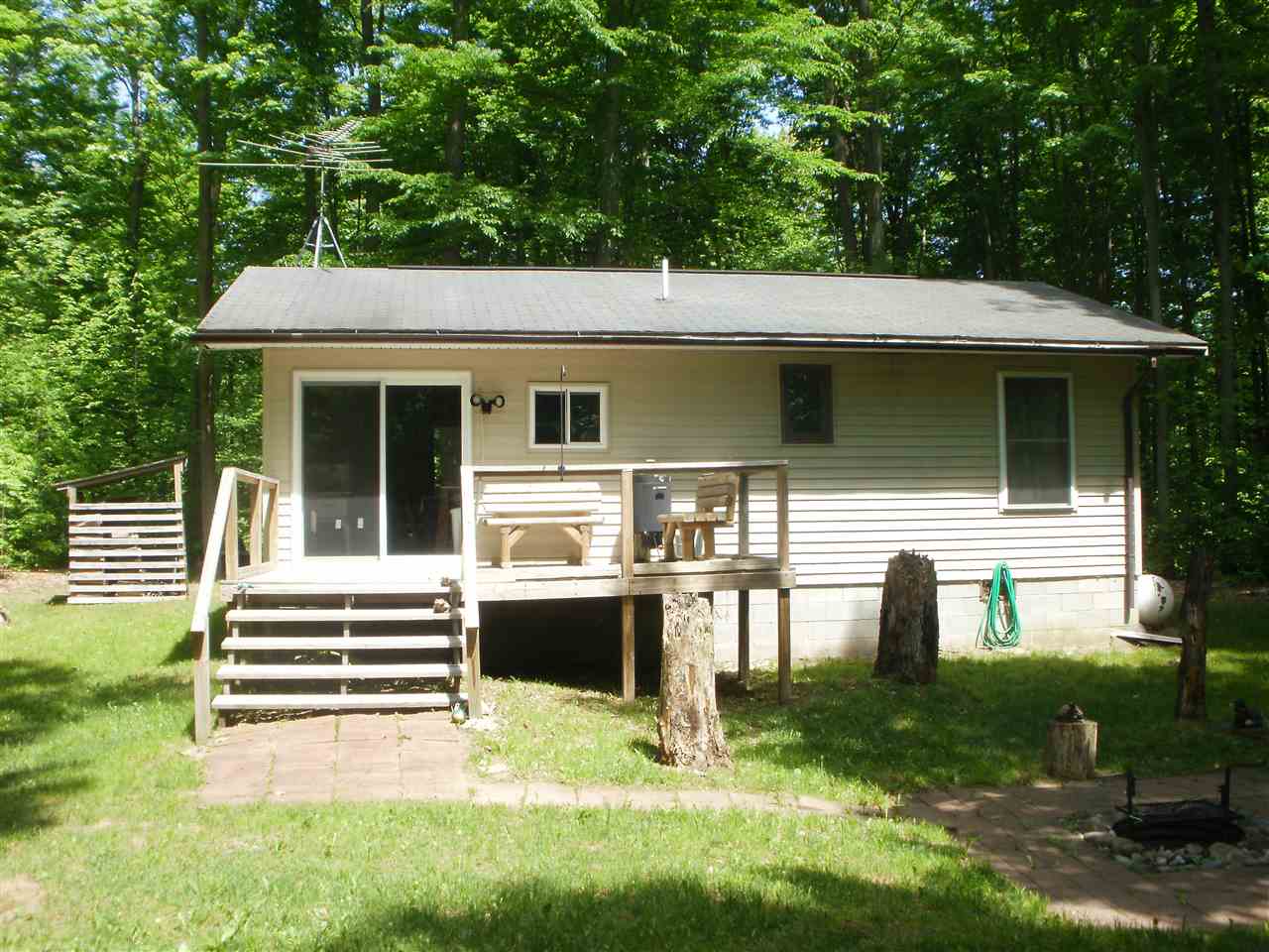 8467 Jordan Road Cadillac, MI 49601 - Photo 1 of 24 1817302.JPG