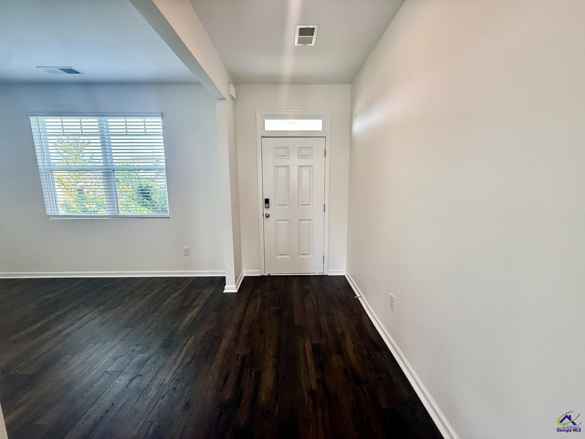 216 Barnyard Way Perry, GA 31069 - Photo 2 of 34