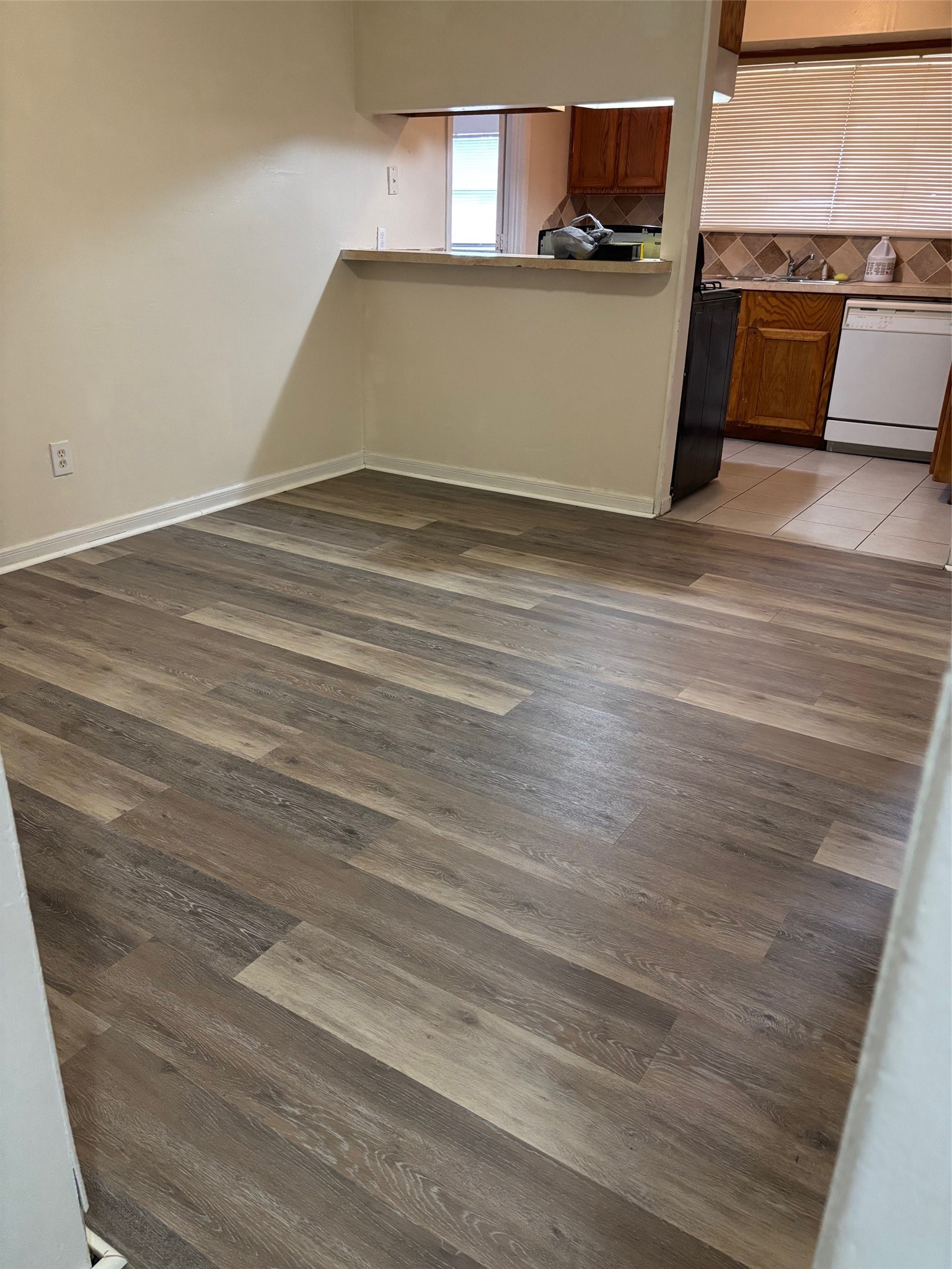 1222 Kappa Street Pasadena, TX 77504 - Photo 4 of 10 Dining room