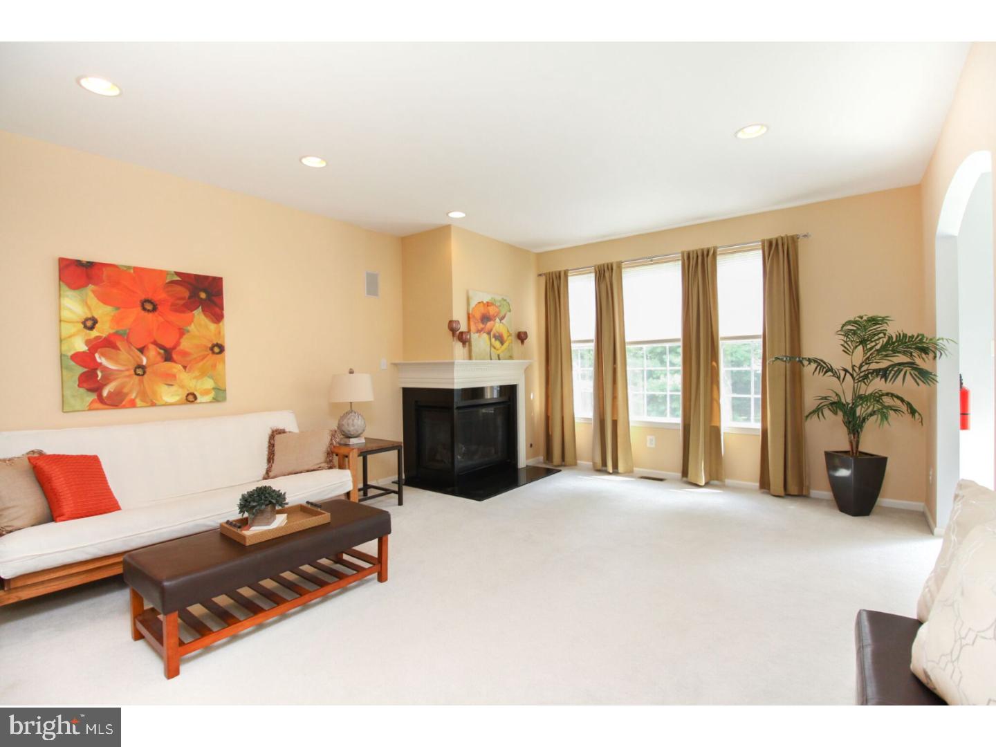 30 Cypress Point Road Westampton, NJ 08060 - Photo 3 of 25 Great Room