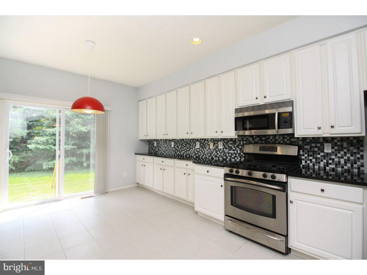 30 Cypress Point Road Westampton, NJ 08060 - Photo 6 of 25 Kitchen