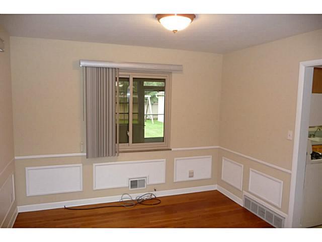2741 Chester Road Columbus, OH 43221 - Photo 5 of 25
