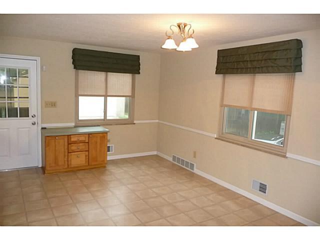 2741 Chester Road Columbus, OH 43221 - Photo 6 of 25