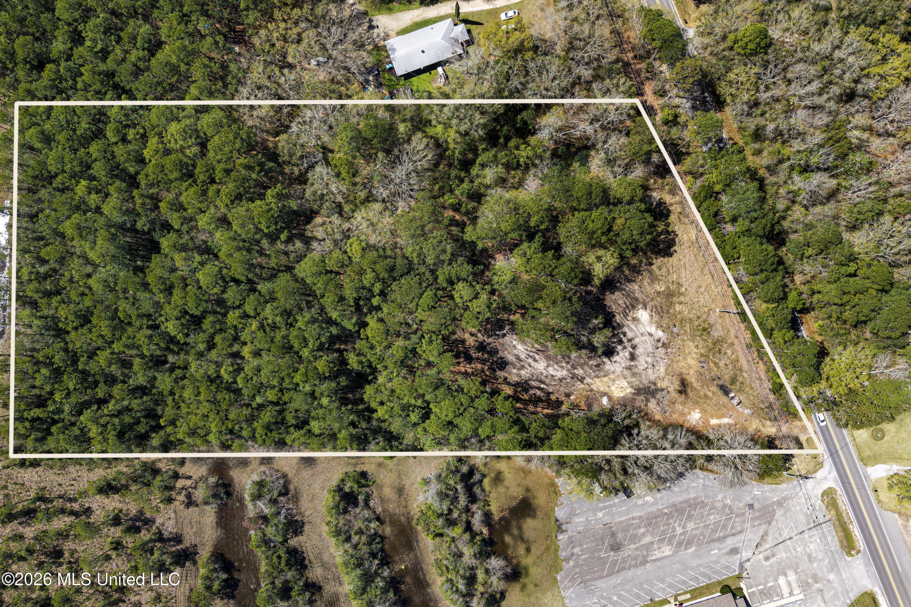 8515 Ocean Springs Road Ocean Springs, MS 39564 - Photo 1 of 15 0001