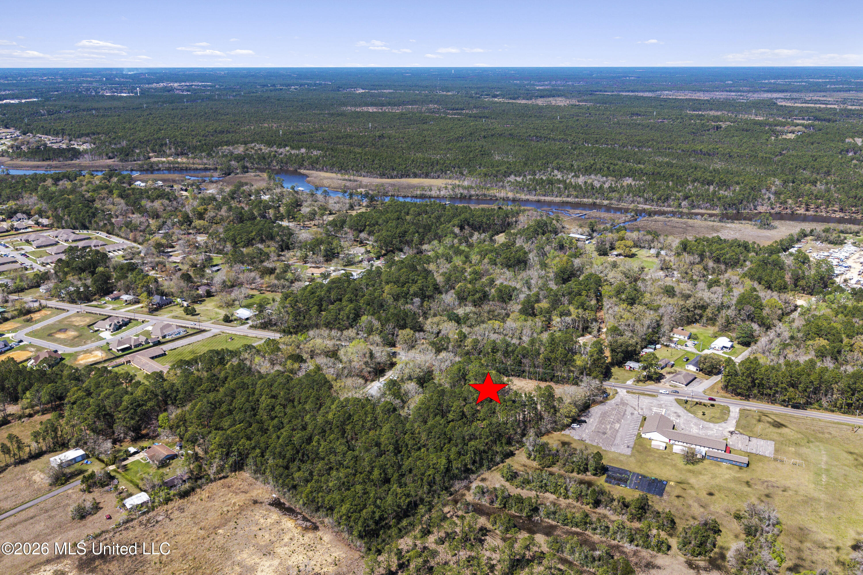 8515 Ocean Springs Road Ocean Springs, MS 39564 - Photo 3 of 15 0003