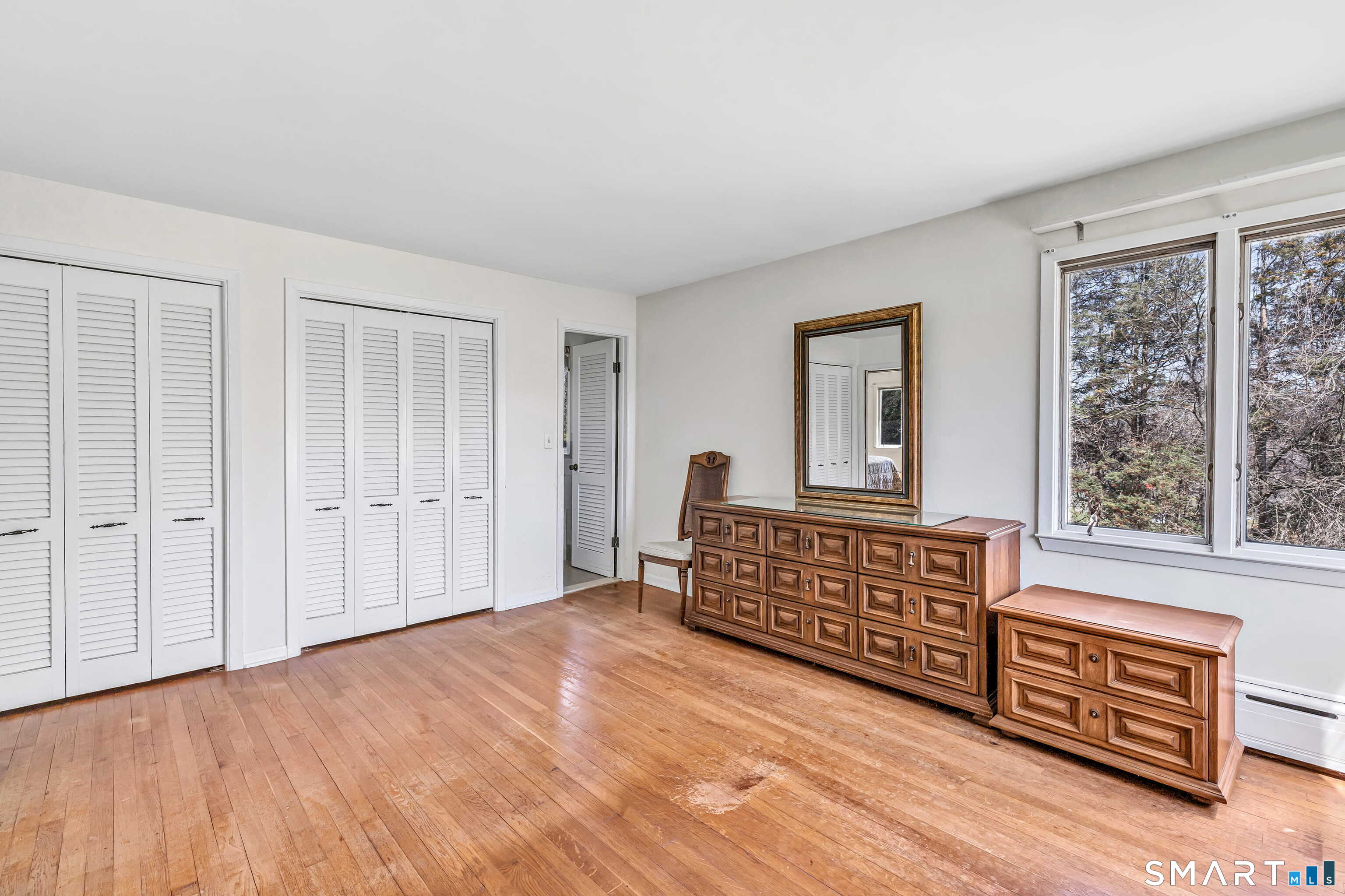 160 Sport Hill Road Easton, CT 06612 - Photo 24 of 40 a view of livingroom with furniture and windows