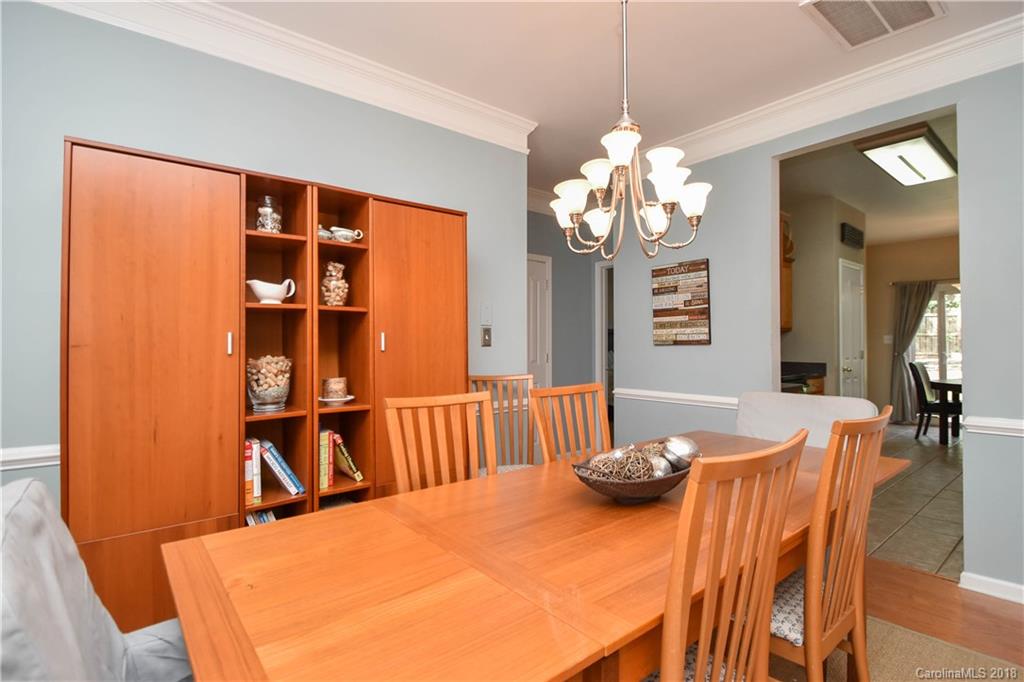1907 Dundalk Road Charlotte, NC 28270 - Photo 8 of 36 Gallery Image 8