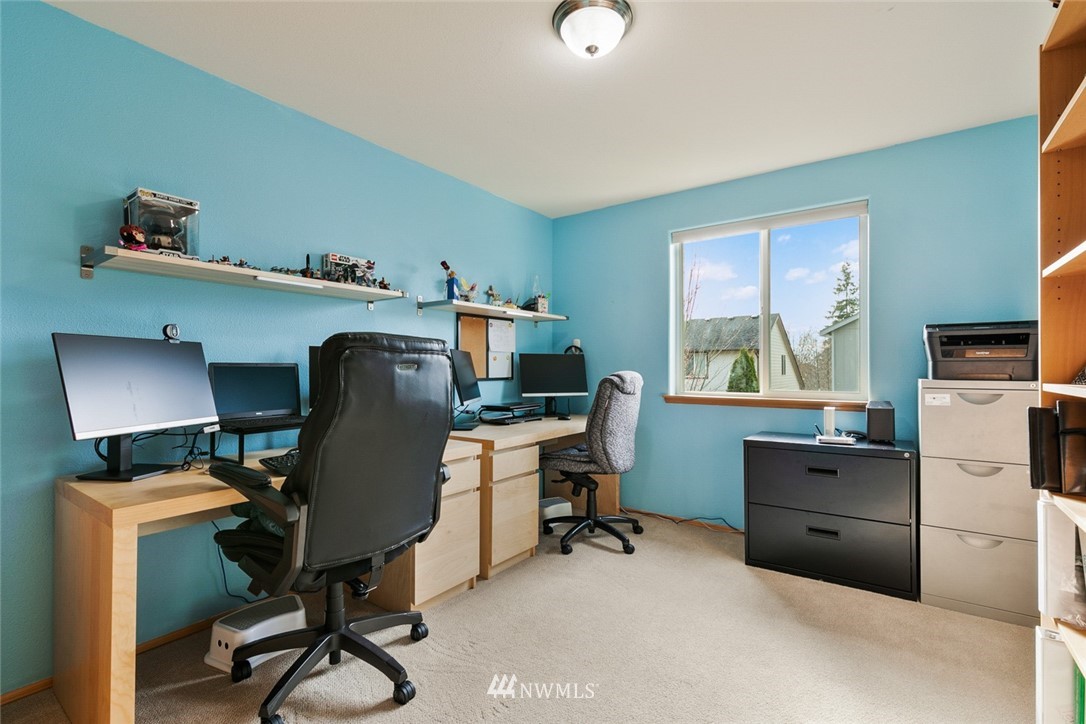 6823 Northeast 1st Place Renton, WA 98059 - Photo 19 of 24