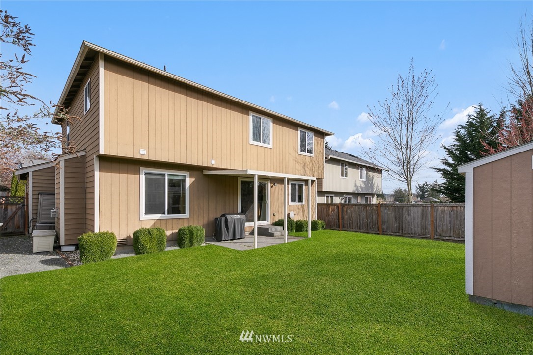 6823 Northeast 1st Place Renton, WA 98059 - Photo 21 of 24
