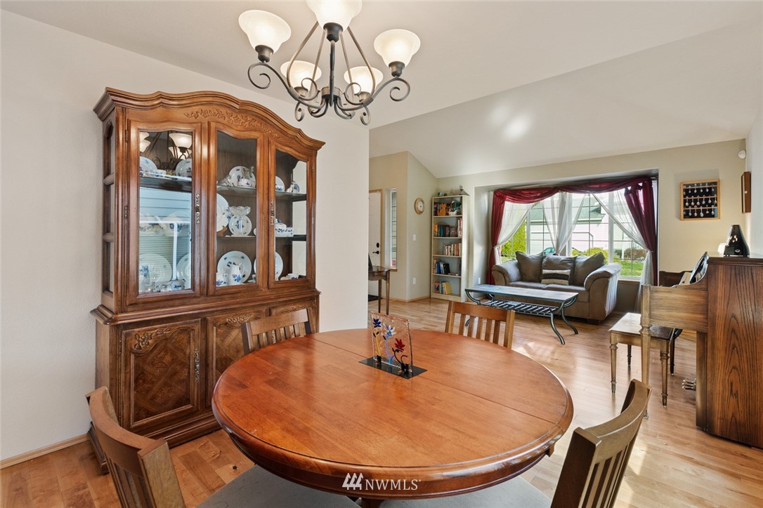 6823 Northeast 1st Place Renton, WA 98059 - Photo 4 of 24