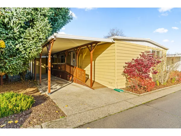 $79,000 | 1800 Lakewood Court, Unit 127, Eugene, OR 97402