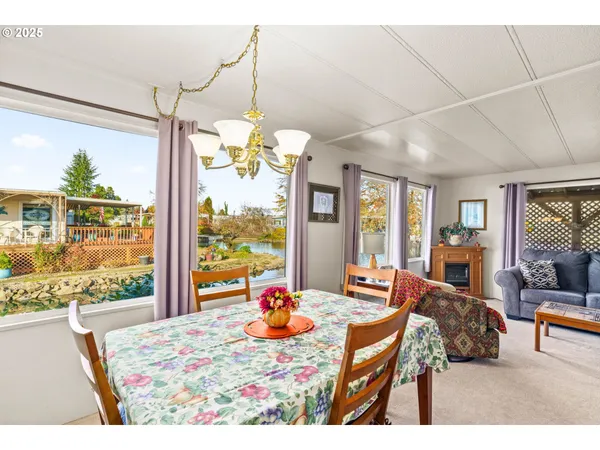 $79,000 | 1800 Lakewood Court, Unit 127, Eugene, OR 97402