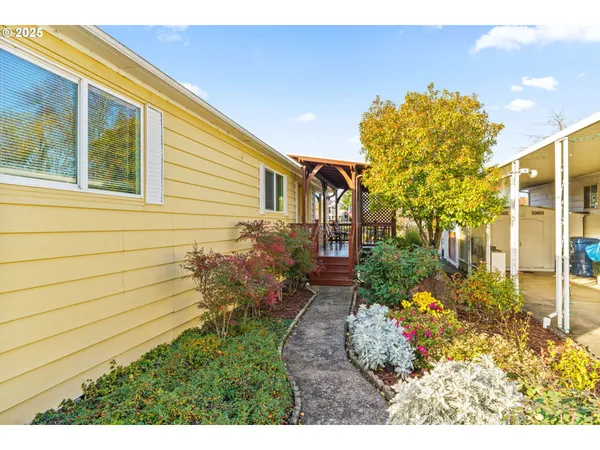 $79,000 | 1800 Lakewood Court, Unit 127, Eugene, OR 97402