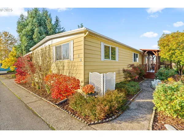 $79,000 | 1800 Lakewood Court, Unit 127, Eugene, OR 97402