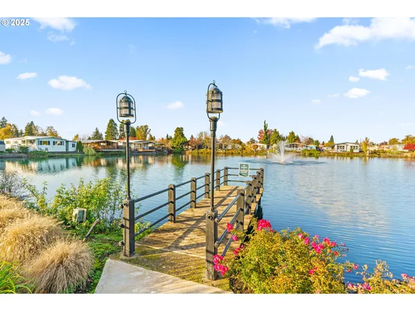 $79,000 | 1800 Lakewood Court, Unit 127, Eugene, OR 97402