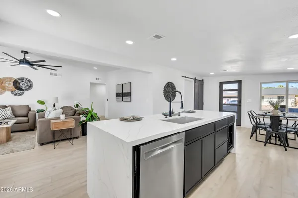 $635,000 | 1413 East Wesleyan Drive, Tempe, AZ 85282