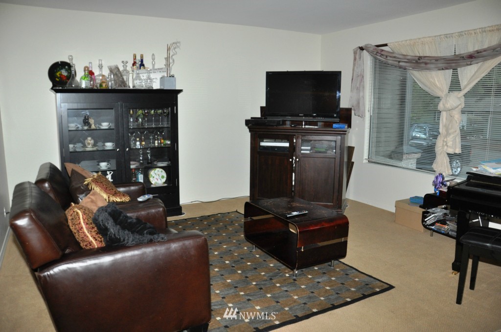 203 219th Place Southeast Bothell, WA 98021 - Photo 13 of 13