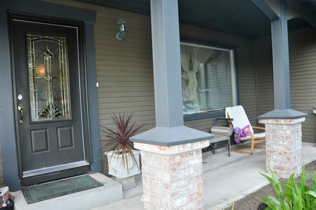 203 219th Place Southeast Bothell, WA 98021 - Photo 3 of 13