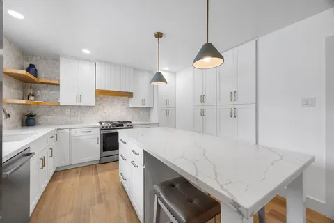 $839,900 | 1823 Millwood Drive, Houston, TX 77008