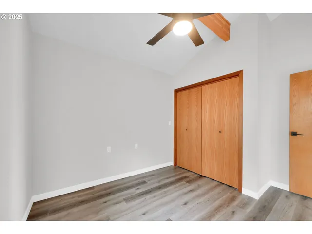 $549,000 | 190 Paradise Point Lane, Roseburg, OR 97471