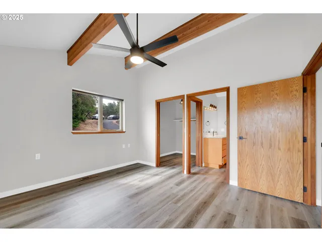 $549,000 | 190 Paradise Point Lane, Roseburg, OR 97471