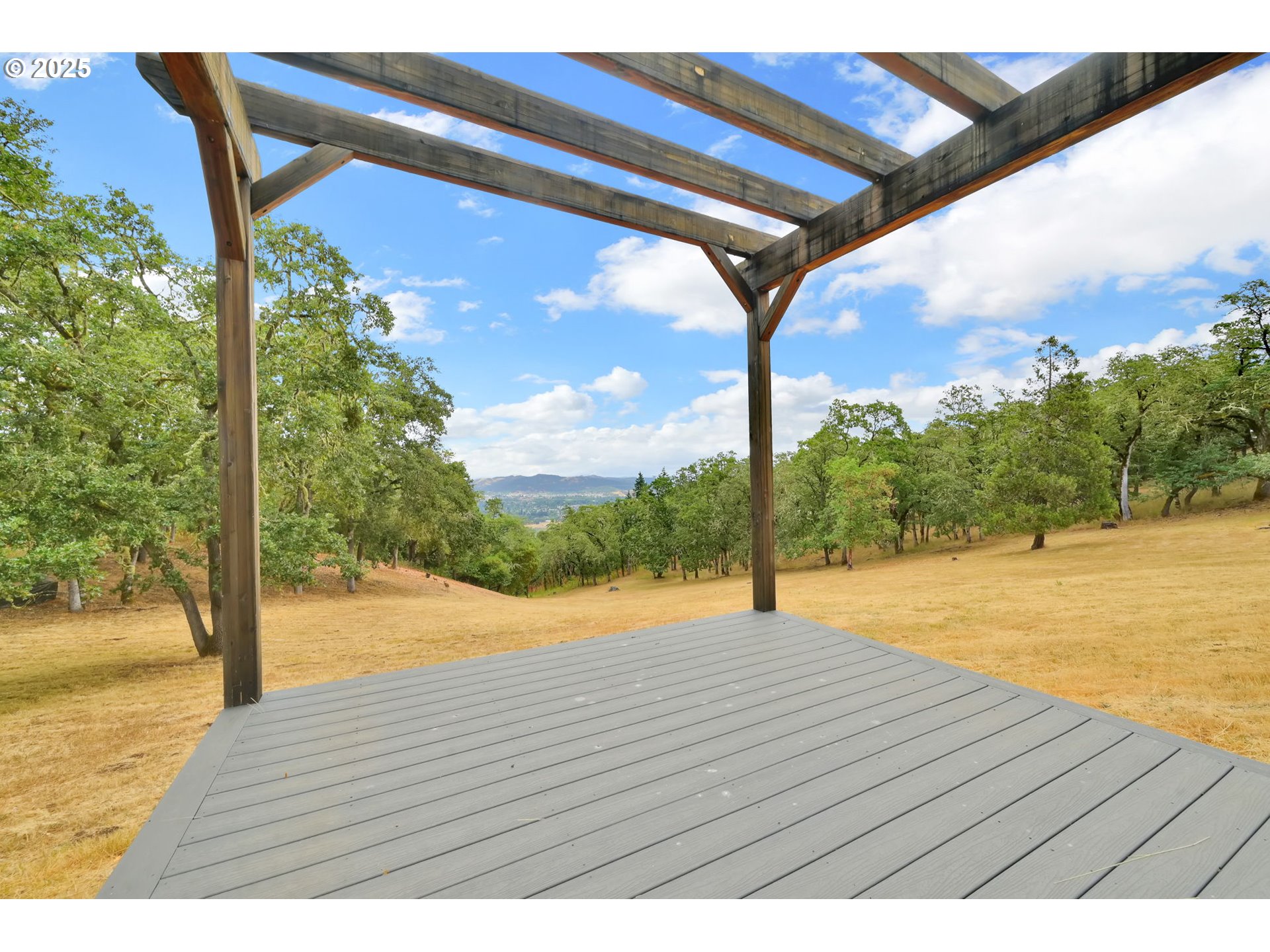 190 Paradise Point Lane Roseburg, OR 97471 - Photo 27 of 40