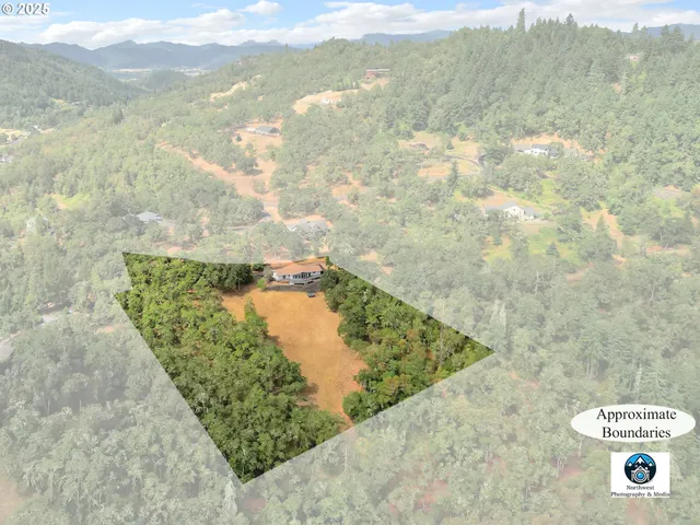 $549,000 | 190 Paradise Point Lane, Roseburg, OR 97471