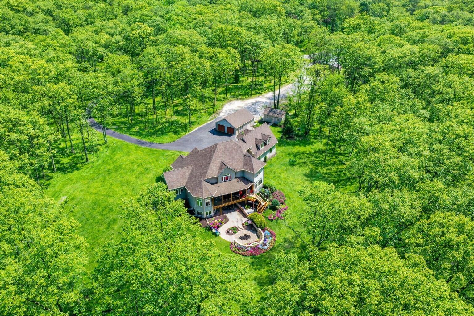 N4161 Kenney Lane Delavan, WI 53115 - Photo 51 of 62 Virtually Enhanced