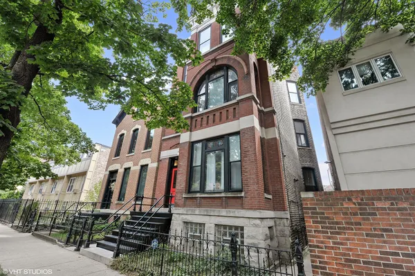 $3,795 | 1917 North Larrabee Street, Unit G, Chicago, IL 60614