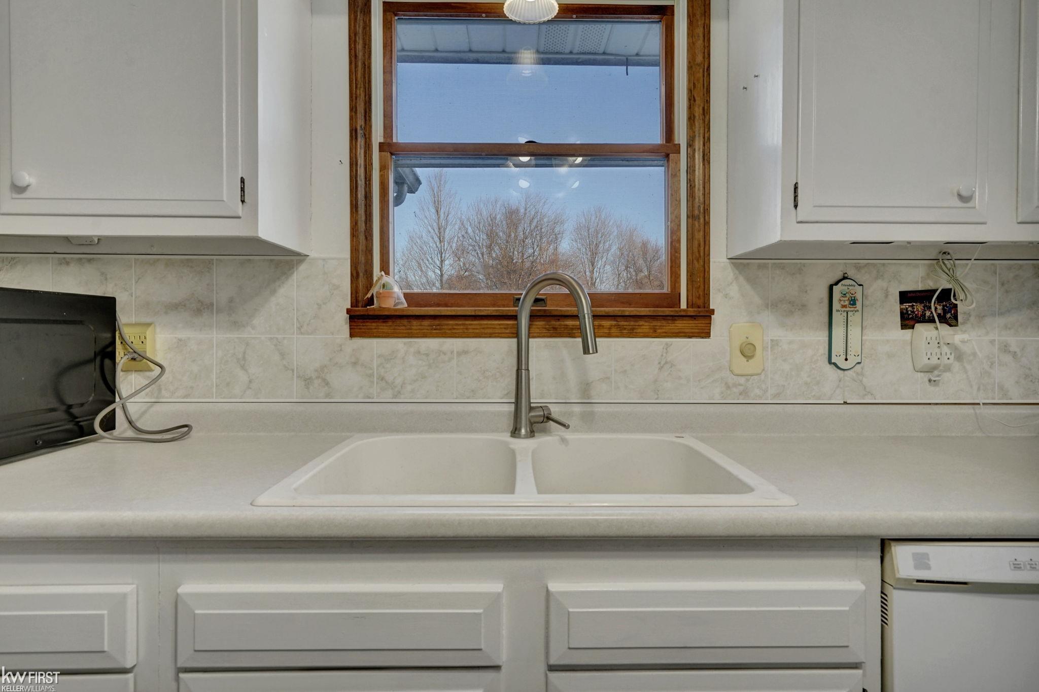 6465 East Frances Road Mount Morris, MI 48458 - Photo 6 of 29