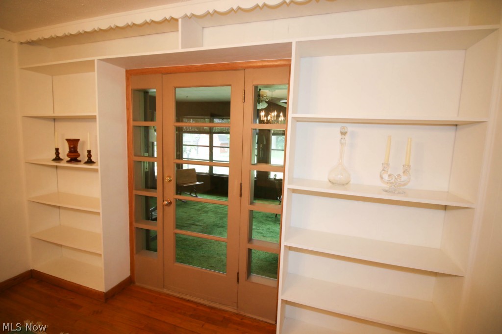 3179 Bancroft Road Akron, OH 44333 - Photo 6 of 24 Gallery Image 6
