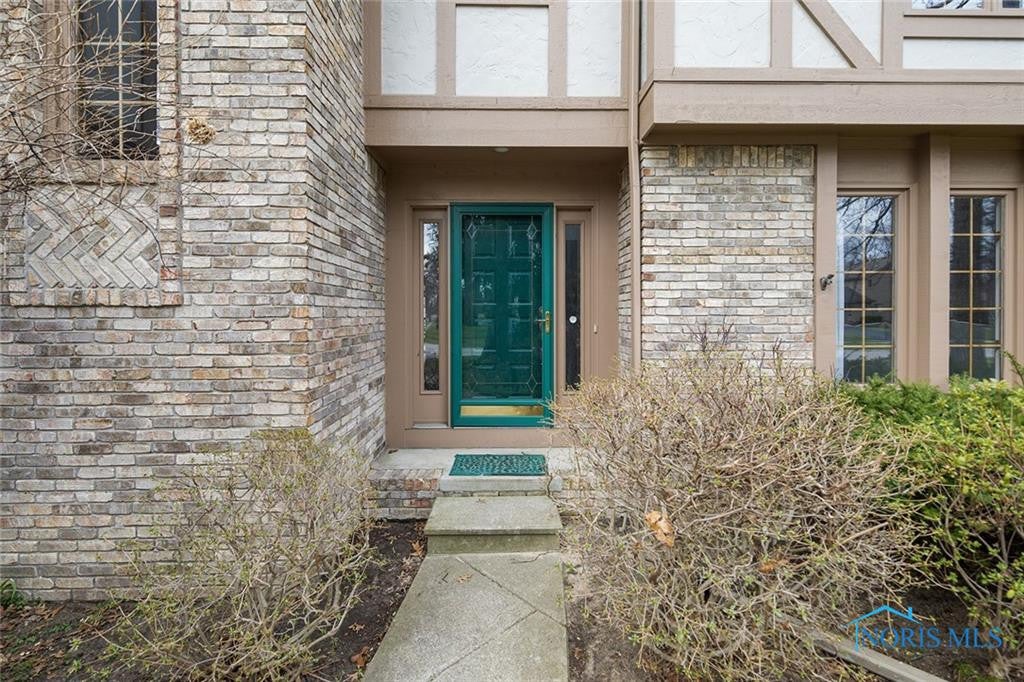 7154 Tottenham Road Toledo, OH 43617 - Photo 4 of 50 Gallery Image 4