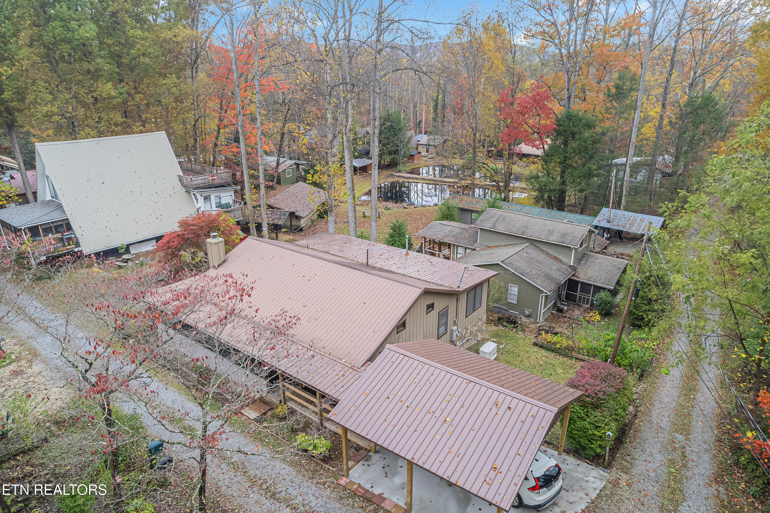 119 Stonewall Way Cosby, TN 37722 - Photo 7 of 30 119 Stonewall Way-128