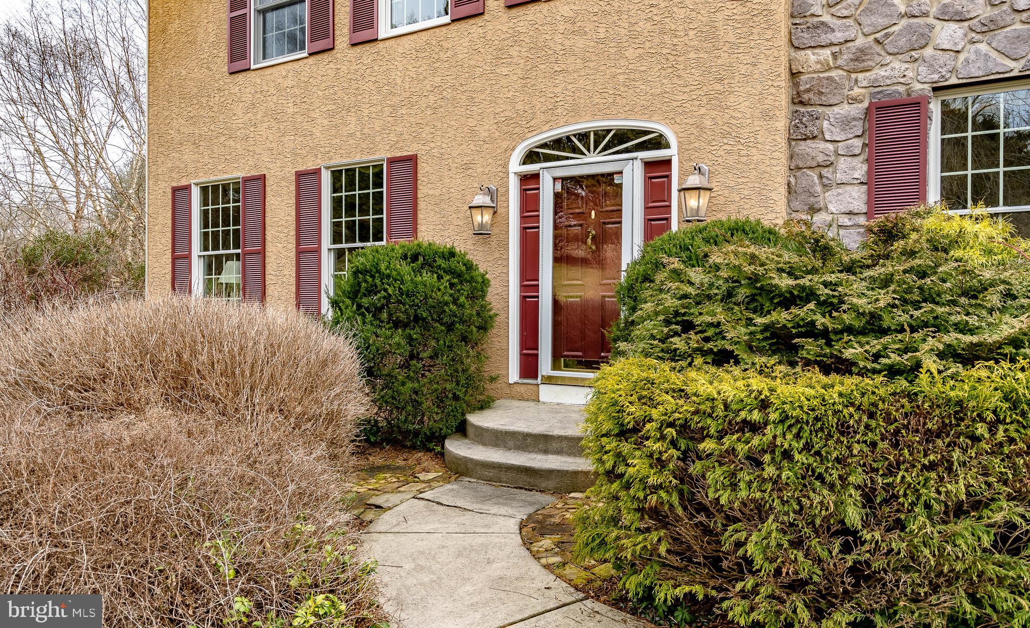 135 Crestwood Road Landenberg, PA 19350 - Photo 14 of 55 Main entryway
