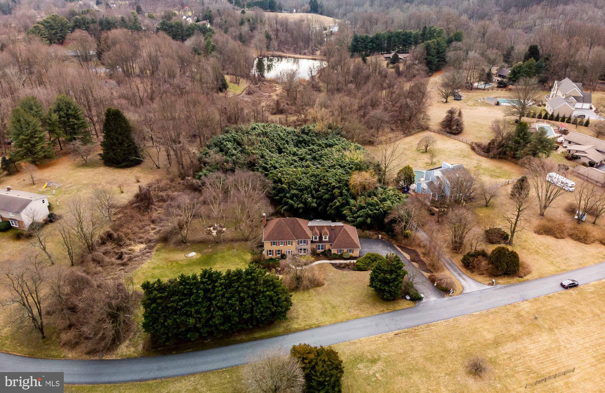 135 Crestwood Road Landenberg, PA 19350 - Photo 6 of 55 Private & Quiet