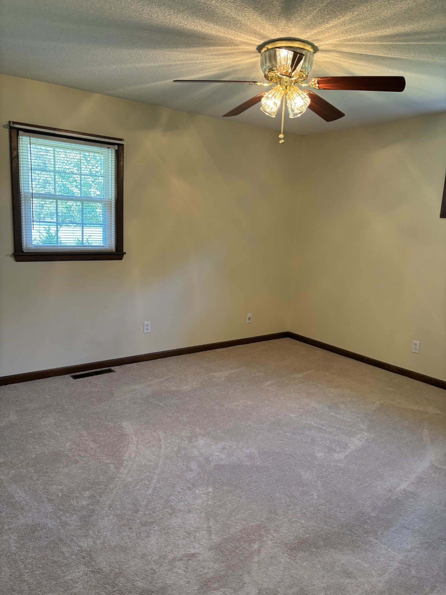 141 Doak Road Manchester, TN 37355 - Photo 19 of 33