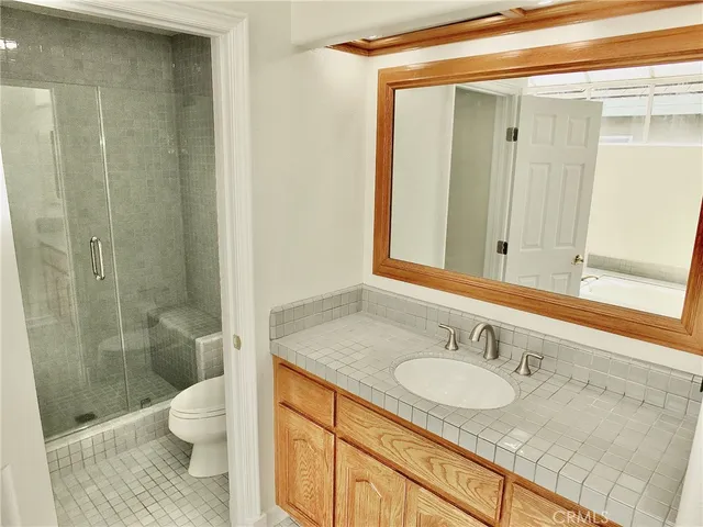 $7,300 | 6225 Napoli Court, Long Beach, CA 90803