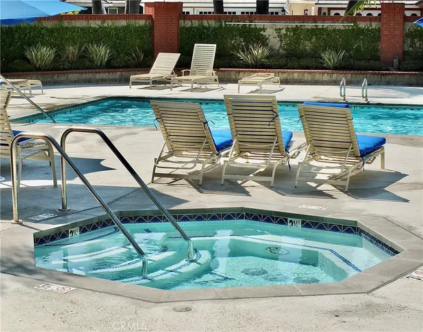 $7,300 | 6225 Napoli Court, Long Beach, CA 90803