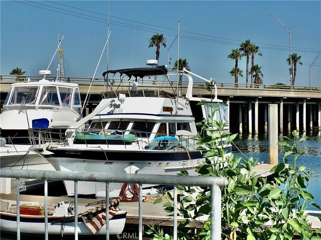 $7,300 | 6225 Napoli Court, Long Beach, CA 90803