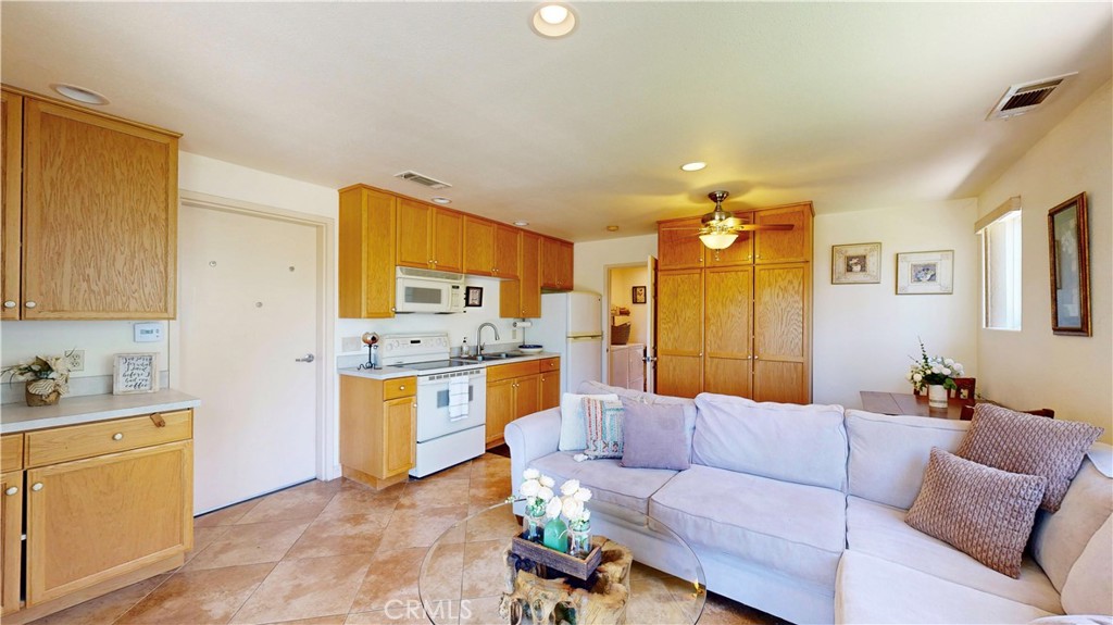 17850 Vista Del Lago Drive Riverside, CA 92503 - Photo 62 of 75