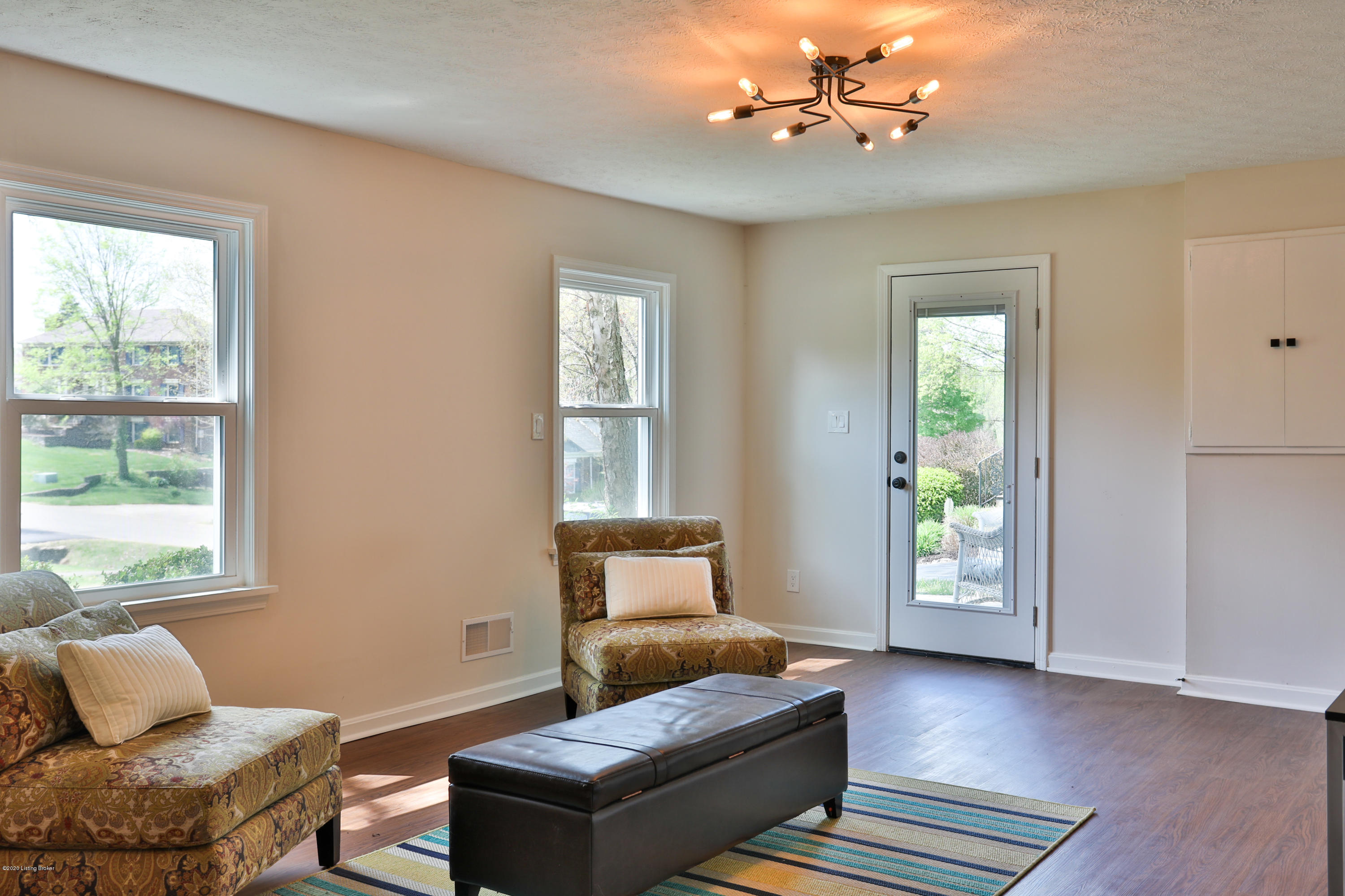 5403 Pueblo Road Louisville, KY 40207 - Photo 39 of 56 1-49