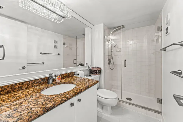 $3,500 | 5420 North Ocean Drive, Unit 2101, Singer Island, FL 33404