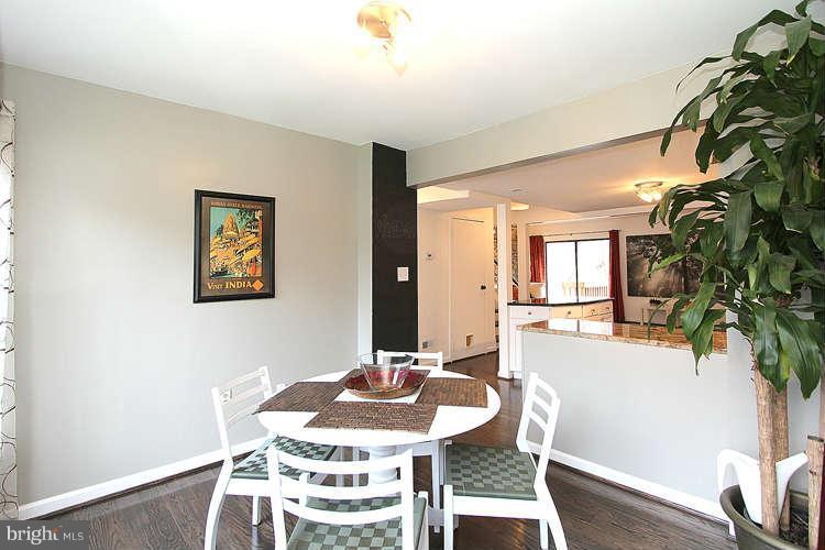 11505 Hearthstone Court Reston, VA 20191 - Photo 6 of 30 Dining Room