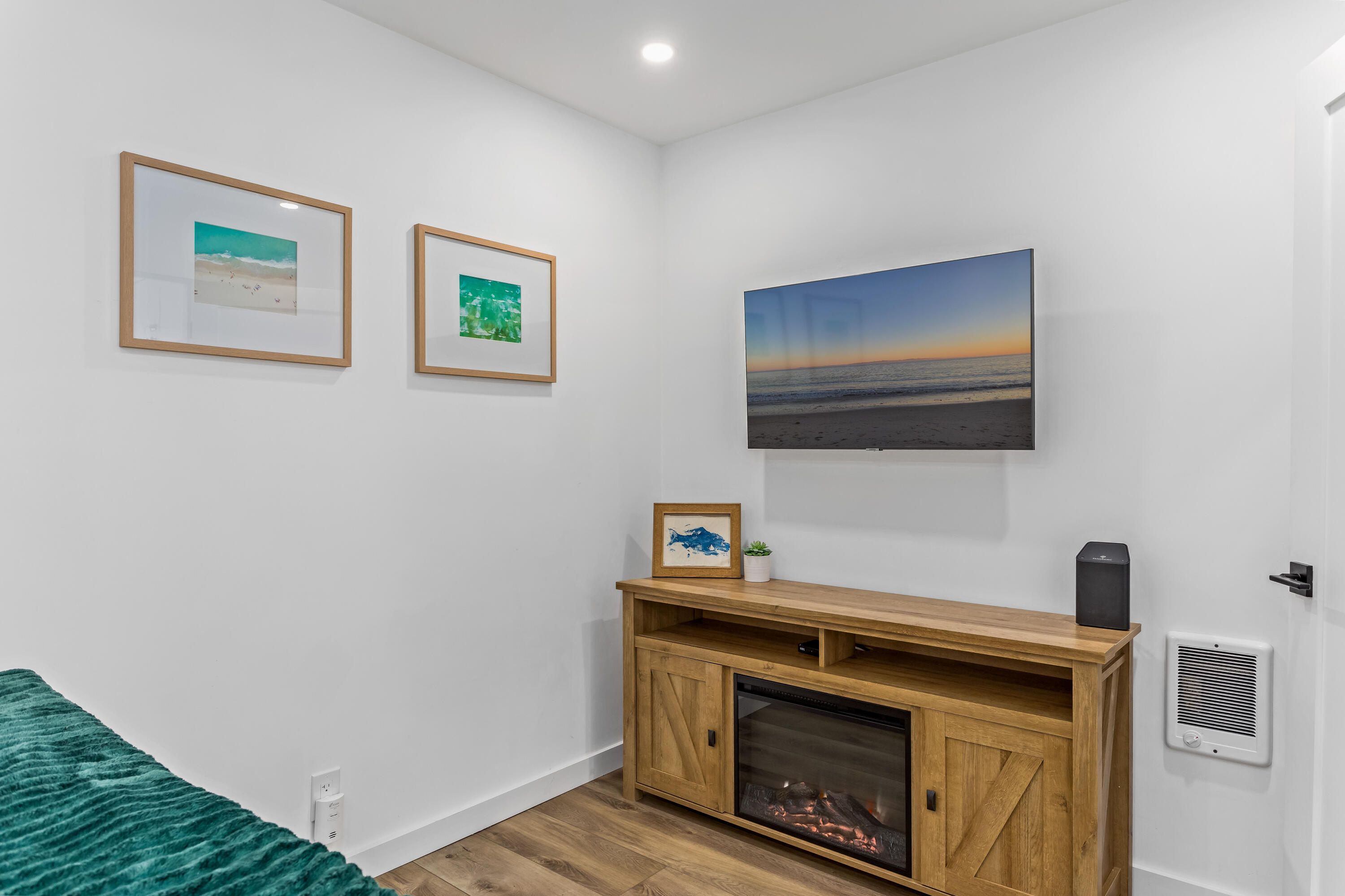 4902 Sandyland Road, Unit 134 Carpinteria, CA 93013 - Photo 13 of 19 a view of a livingroom with fridge and hallway