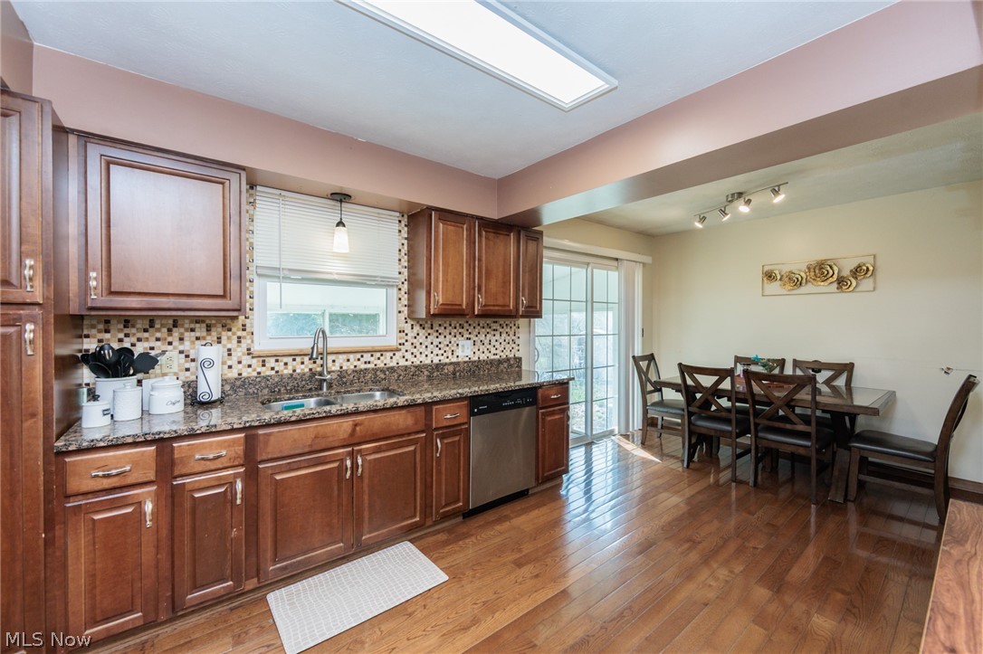 19157 Howe Road Strongsville, OH 44136 - Photo 8 of 46
