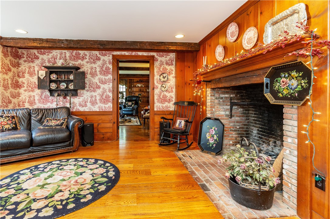 241 Howland Road East Greenwich, RI 02818 - Photo 20 of 50