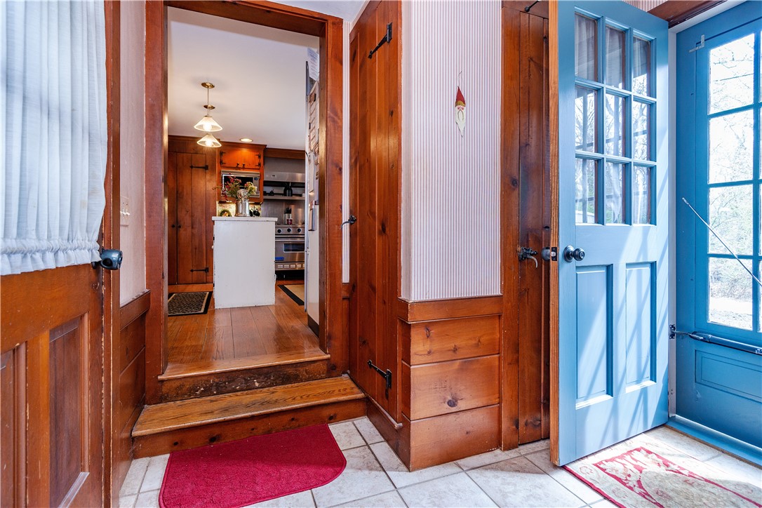 241 Howland Road East Greenwich, RI 02818 - Photo 25 of 50